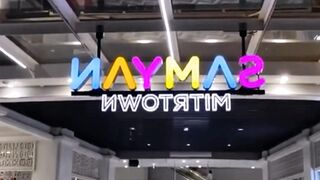 Supermarket ????