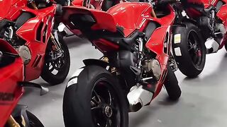 Ducati Panigale v4