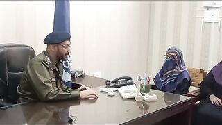 سوالات کےایسے جواب دئے کہ یونیورسٹی طلبا کے پولیس بارے ذھن ھی بدل گئے