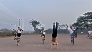 Flip combo with cycle wheelie ????