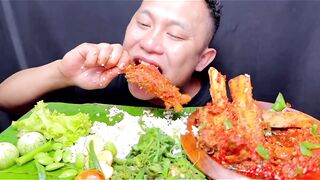 eating big beef ribs