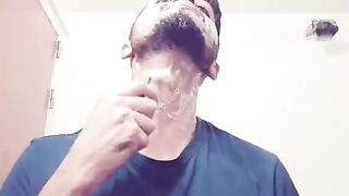 সাবধানে থাকিস বন্ধু