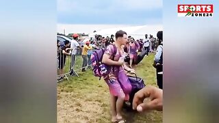 কানাডায় আবার ও লাঞ্ছিত হলেন সাকিব আল হাসান।
