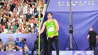 Arshad Nadeem wins Pakistan's First Olympic Medal in 32 Years