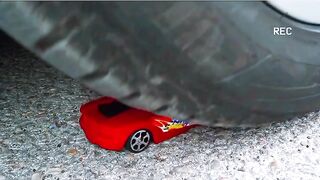 Experiment car vs water balloons | Crushing crunchy and soft things with the car