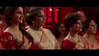 Dola re Dola Ranveer Singh - Rocky aur Rani kii prem kahaani 2023 [FULL SONG]