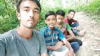 Moner moto Ekta song