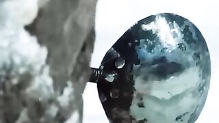 KESKİN NİŞANCI, DİĞER KESKİN NİŞANCIYA DENK GELİYOR.