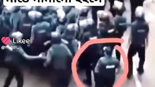 দেখুন police দের কিভাবে জোর করে মাঠে নামানো হইসে