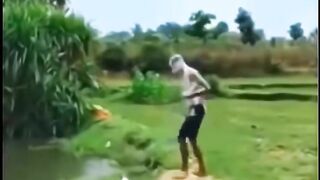 এই ভিডিও দেখলে আসতেই হবে