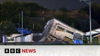 Japan PM cancels trip over 'megaquake' warning 2