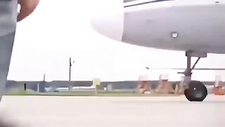 If you watch the old video of the pain, you will hear a lot. Everyone shares the video more and subscribes