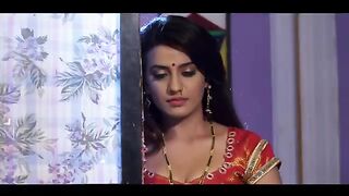 Akshara_Singh_Hot_Saree