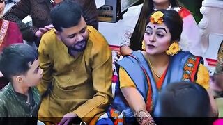 আমি_এ_কেমন_পাখি,_বুকেতে_কষ্ট_রাখি