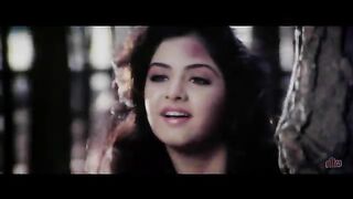 Tu_Pagal_Premi_Awara___Full_4K_Video_Love_Song___Govinda___Divya_Bharti_-_Shola_Aur_Shabnam(360p).