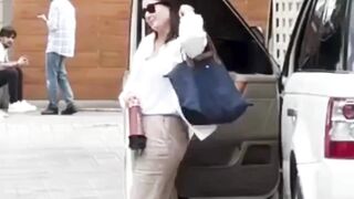 Kareena Kapoor and Karishma Kapoor Spotted at Amrita Arora's house #kareenakapoor #shorts #short #trending #viral #bollywood #shortvideo
