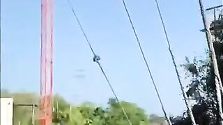 Collapsing a retired antenna tower