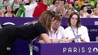 Italian coach complaining about the score they receive