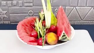 অতিথিদের সামনে ফল কেটে পরিবেশন করুন ভিন্ন ভাবে