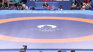 Mijain Lopez secures his FIFTH gold in a row! ???? | Paris Champions