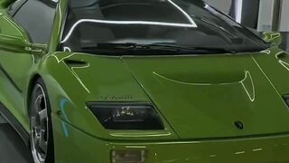 Lamborghini Diablo video