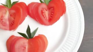 Super Salad Tomato Carving Garnish #SuperSalad #cuttingskills #fooddecoration (1)