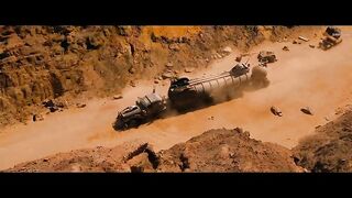 Mad Max Fury Road 2015 Bikers Attack The Rig 410 4K_480p.
