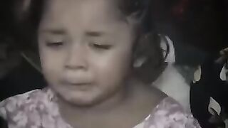 শিশু বাচ্ছাটি কোটা আন্দলোনে বাবা কে হারিয়েছে