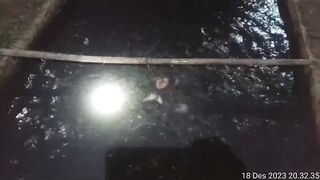 Ngasih makan malam hari terbukti ikan lele jadi cepat sekali besar
