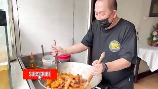 WORLDWIDE FAMOUS BANANA RHUMA _ STREET FOOD MANILA _ MANG TOOTZ