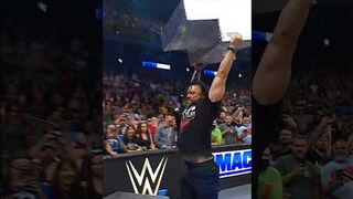 Roman Reigns single-handedly destroys Tama Tonga & Tonga Loa