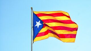 Bendera Catalonia | Catalonia Flag | Flag of Catalonia | Bendera Katalunia | Bendera Katalonia | Bendera Katalonya | Bendera Katalunya