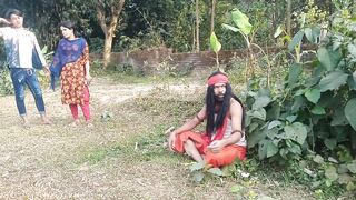 সাধু বাবার চরিত্র