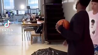 Davis and duke dunks each other