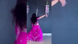 Indian Girl Salvi Kapoor Dance 10