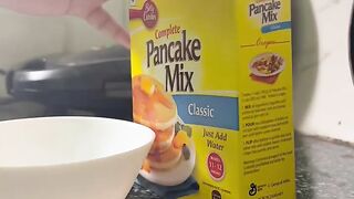 Breakfast | Pancake with masala tea