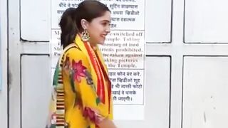 Sharvari Wagh spotted at Siddhivinayak Temple for Vedaa! Viral Masti Bollywood