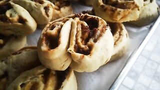 Hommy cinnamon rolls