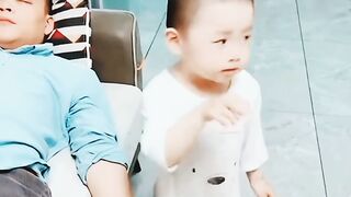 What is doing the kid? You never seen it.