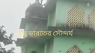 ভারতের হিন্দুরা মুসলিমদের মসজিদ ভাংতেছে