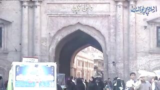Androon Lahore Me Log Kaise Zindagi Guzarte Hai Aaj Bhi Saman Chaton Se Guzar Kar Ghar Tak Late Hai