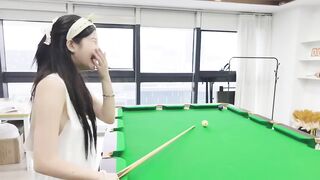贝贝台球教学第二课，还是定点推杆，这次又进步了