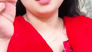 লতা_আমার_মন_খারাপ_করে_দিছে