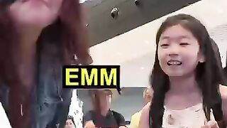 A 10-year old violin prodigy plays Vivaldi Summer with me and SHOCKS the whole Airport