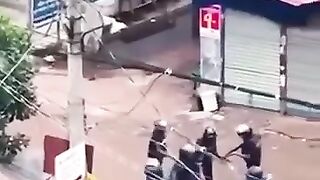 এগুলো দেখা যায় না
