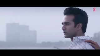 Sanam re????????