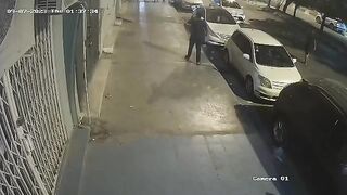Cc tv video See how goods are stolen from cars in seconds