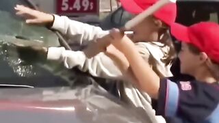 Thanks For 900k Views ????BREAKING CAR WINDOWS PRANK | EXTREMELY SHOCKED REACTION | #prank #shorts