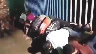 চুরি করলে যা হয় এটাই তার প্রমাণ