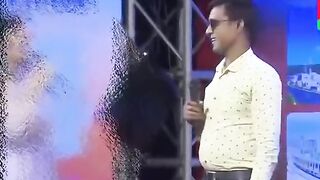 কি একটা গান জিবন শেস????????????
